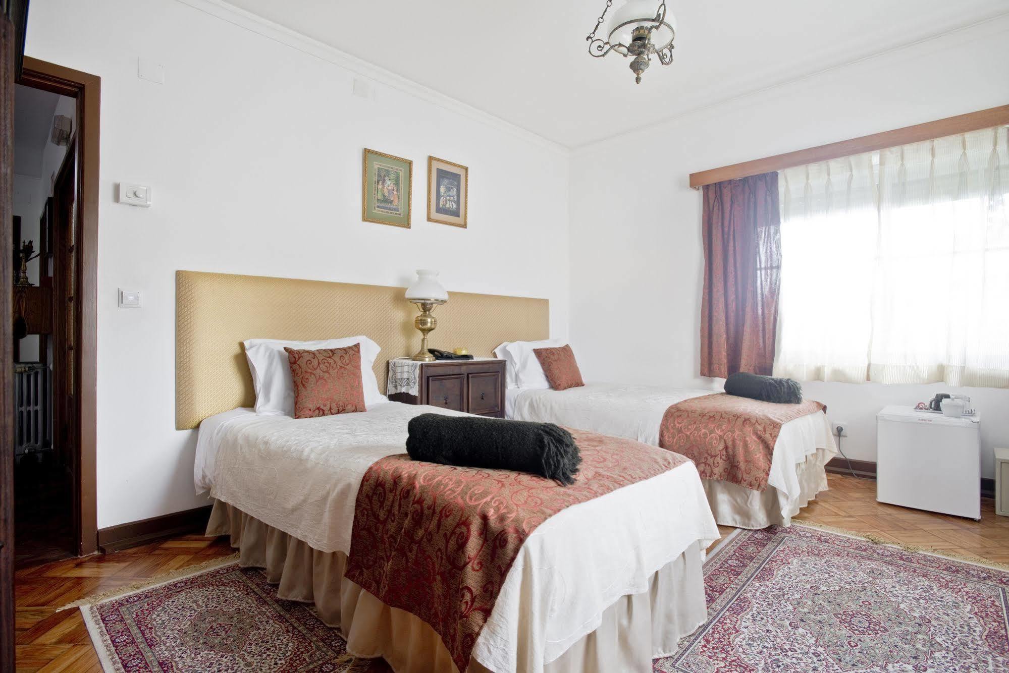 Casa Shanti Niketan Estoril Bagian luar foto
