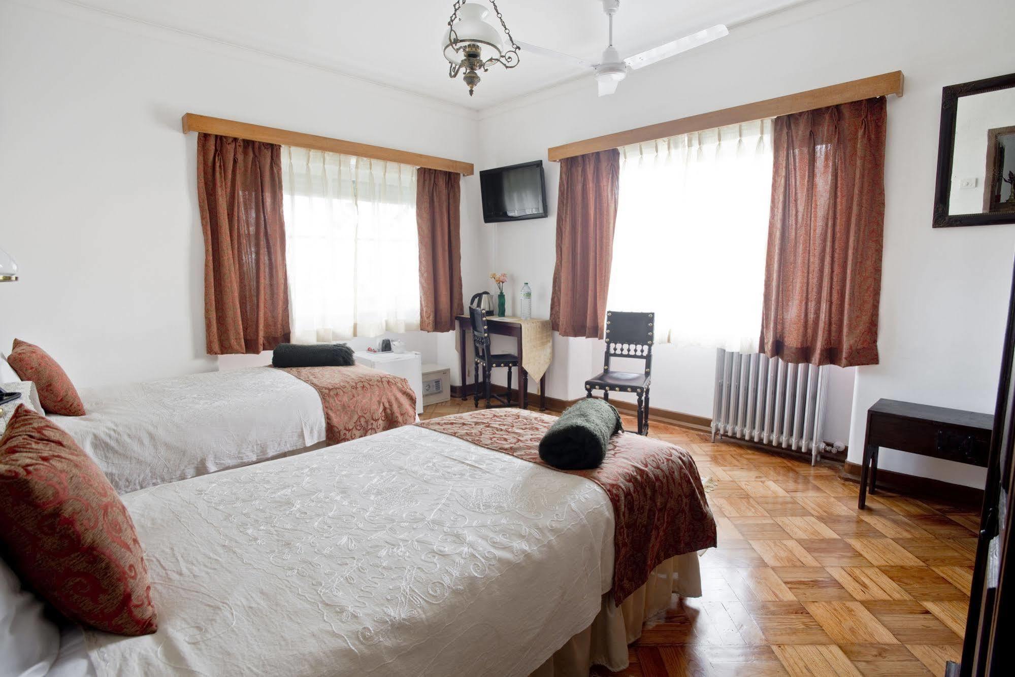 Casa Shanti Niketan Estoril Bagian luar foto