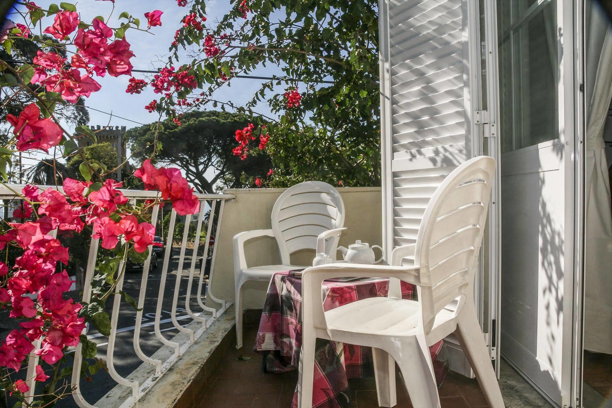 Casa Shanti Niketan Estoril Bagian luar foto